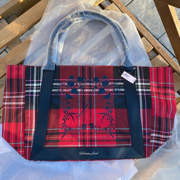 Victoria's Secret Tote Bag 2020 Limited Edition Red Plaid New MRSP $58 - Picture 5 of 6